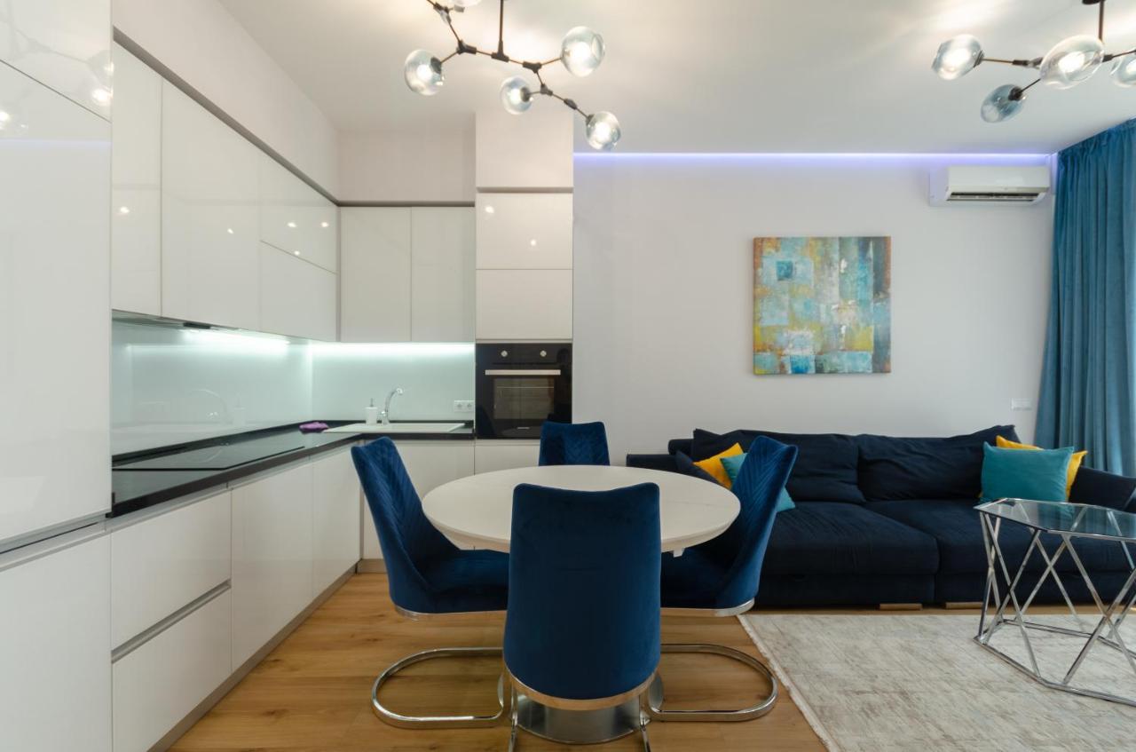 Petrovdom Apartment 77-94-59 In Rc Tetris Hall, Dilova Street 1-2 Kyiv Exterior photo