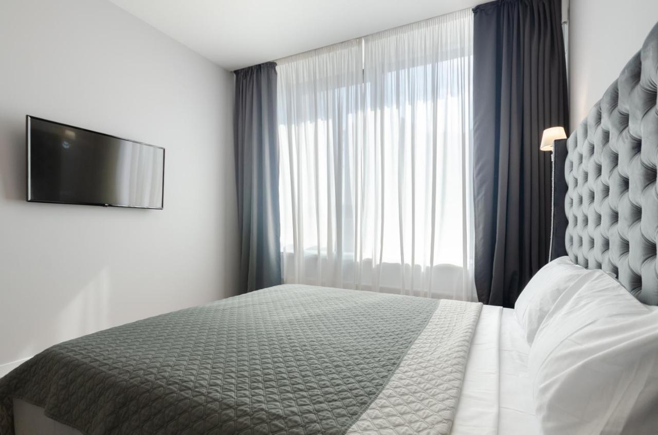 Petrovdom Apartment 77-94-59 In Rc Tetris Hall, Dilova Street 1-2 Kyiv Exterior photo